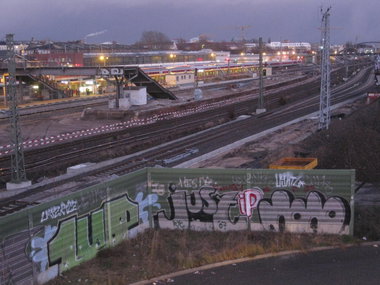 Graffiti Bombing - Photo by gartenzwerg - 1UP, Just, DQ