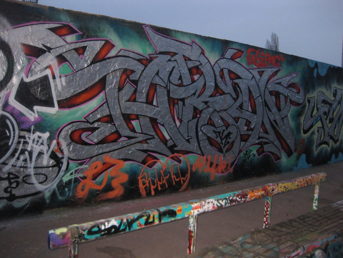 Graffiti Wall - Photo by gartenzwerg