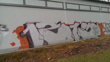 Graffiti Bombing in Essen - Photo by gartenzwerg - 1213