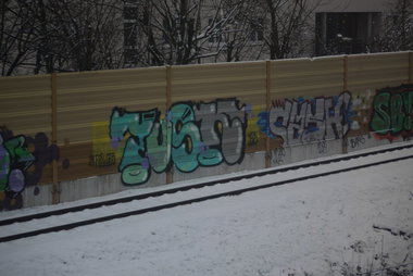 Graffiti Bombing - Photo by gartenzwerg - YUSK, FAR, GFS