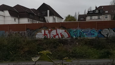 Graffiti Bombing in Essen - Photo by gartenzwerg - eier