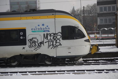 Graffiti Train - Photo by gartenzwerg - MOSES, TAPS, FAT