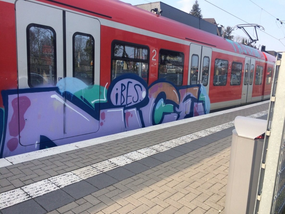 Graffiti Train - Photo by gartenzwerg - nice
