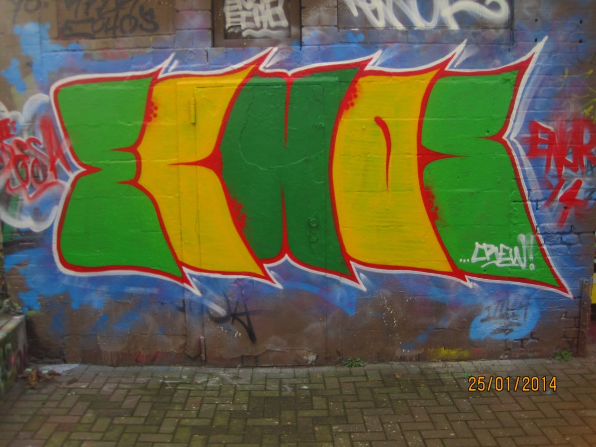 Graffiti Bombing in Oberhausen - Photo by gartenzwerg - echos