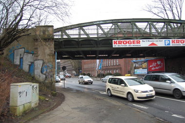 Graffiti Bombing - Photo by gartenzwerg - PFL, Essen