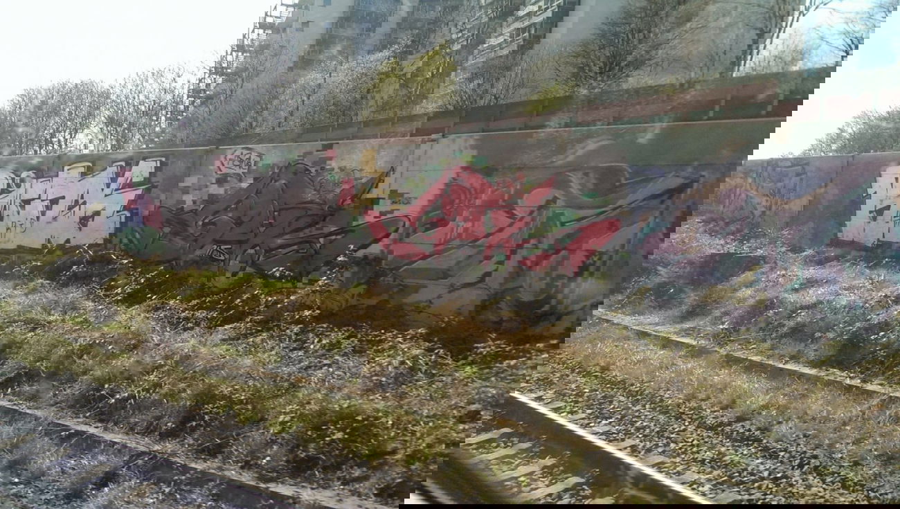 Graffiti Bombing - Photo by gartenzwerg - rink, göre