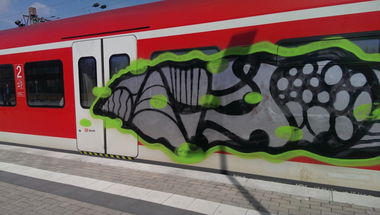 Graffiti Train - Photo by gartenzwerg - .......
