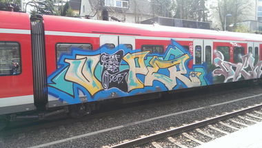 Graffiti Train - Photo by gartenzwerg - viper