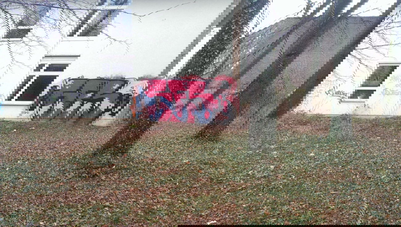 Graffiti Bombing - Photo by gartenzwerg - gfs