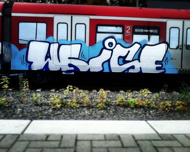 Graffiti Train - Photo by gartenzwerg - weises6
