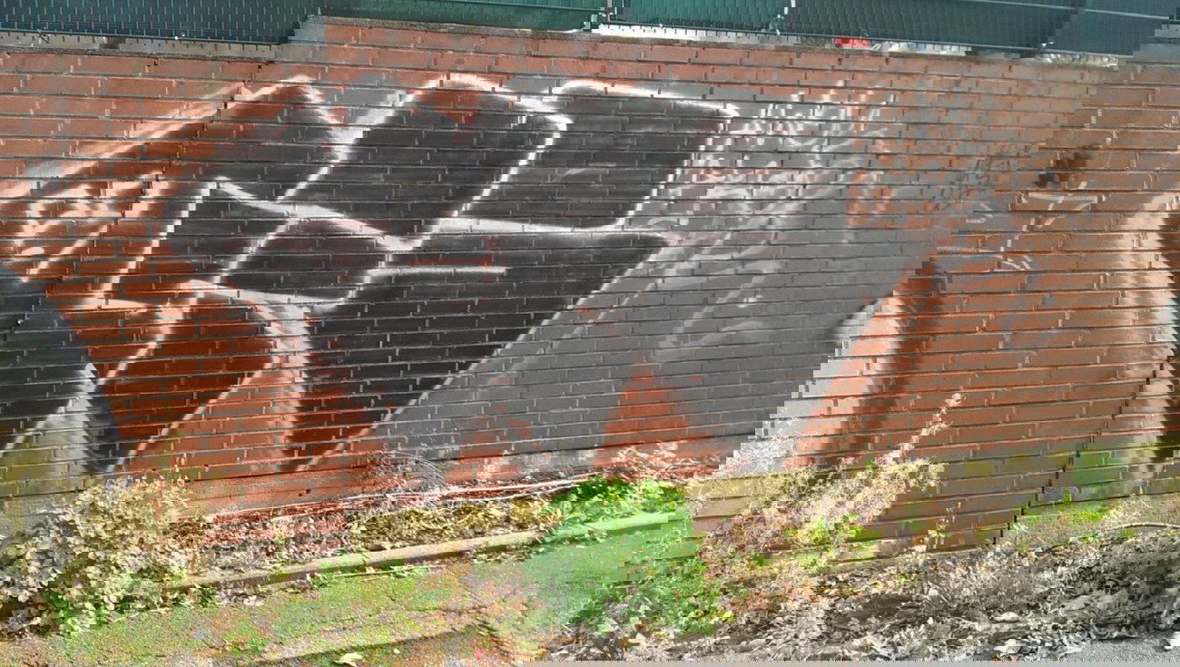 Graffiti Bombing in Essen - Photo by gartenzwerg - gfs