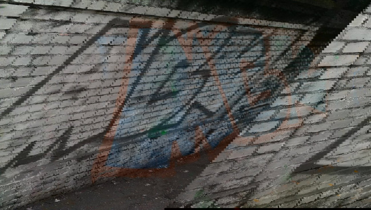 Graffiti Bombing in Essen - Photo by gartenzwerg - mbk