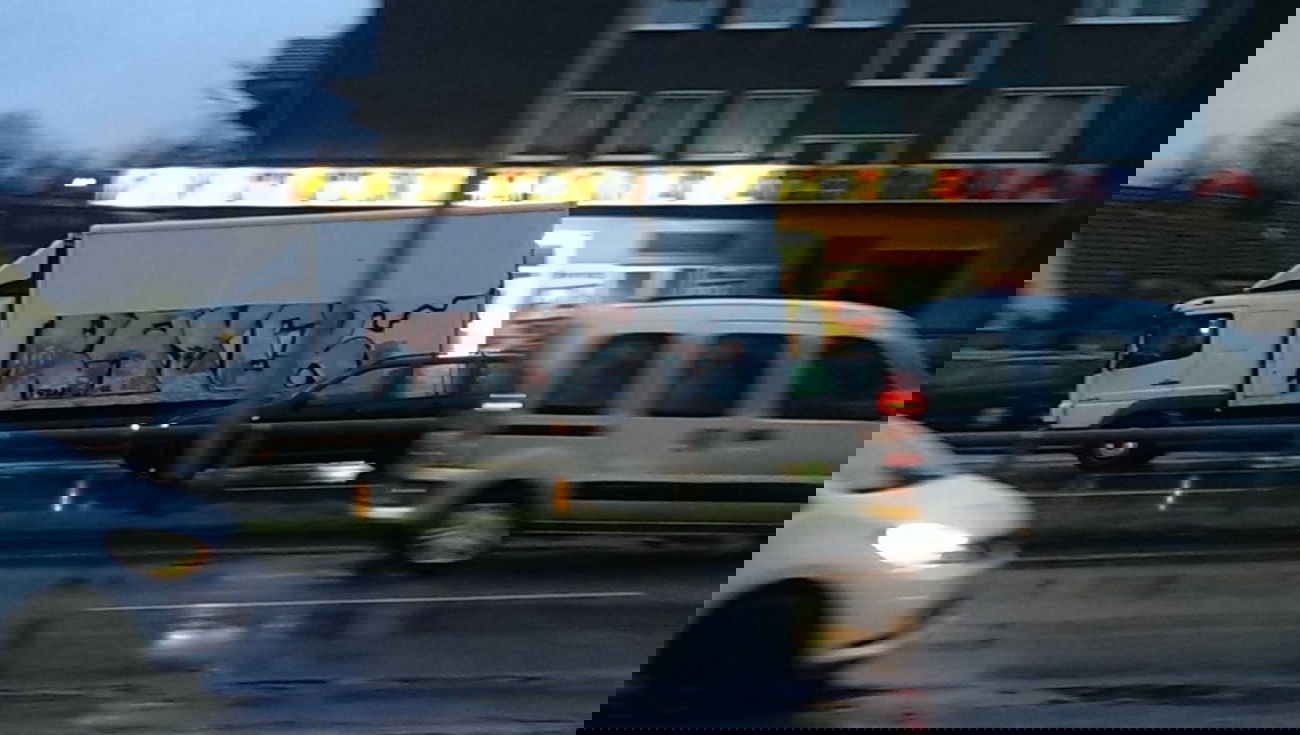 Graffiti Bombing - Photo by gartenzwerg - rayer