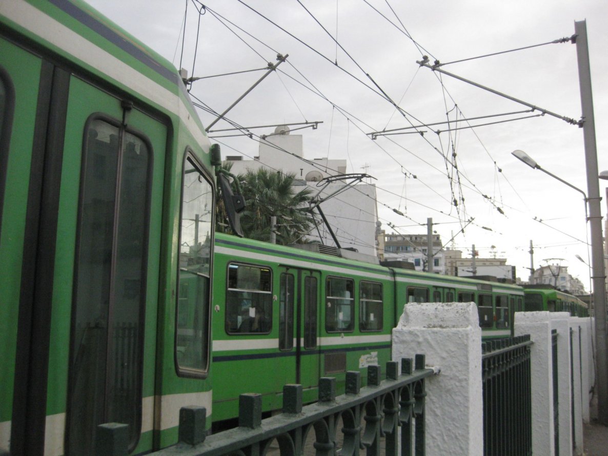 Graffiti Artwork - Photo by gartenzwerg - Train, Atmo, Tunis