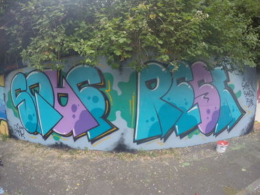 Graffiti Wall - Photo by gartenzwerg - SqufResk