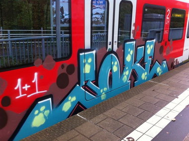 Graffiti Train - Photo by gartenzwerg