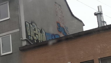 Graffiti Bombing in Essen - Photo by gartenzwerg - usw