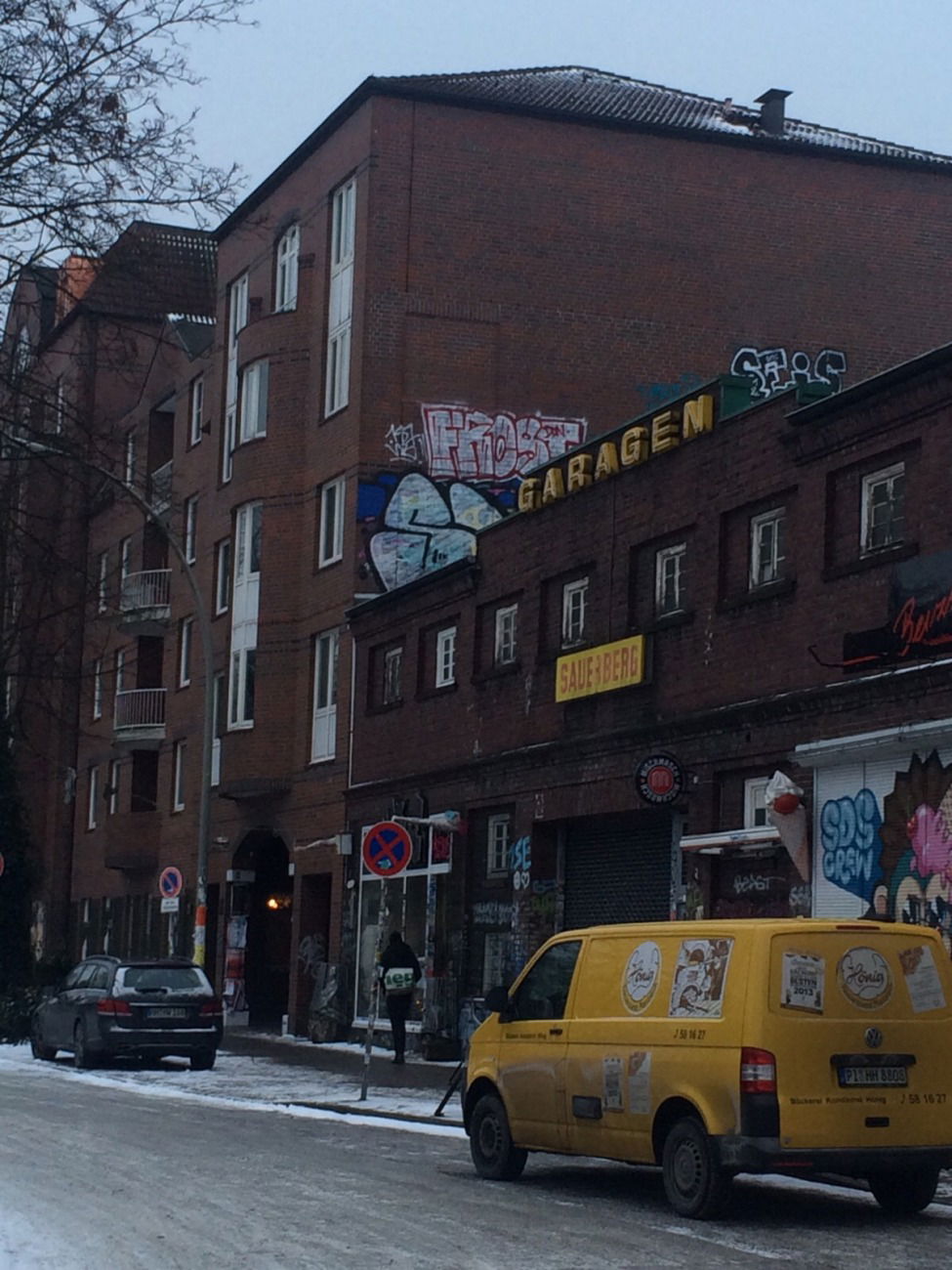 Graffiti Bombing - Photo by gartenzwerg - Frost, 187