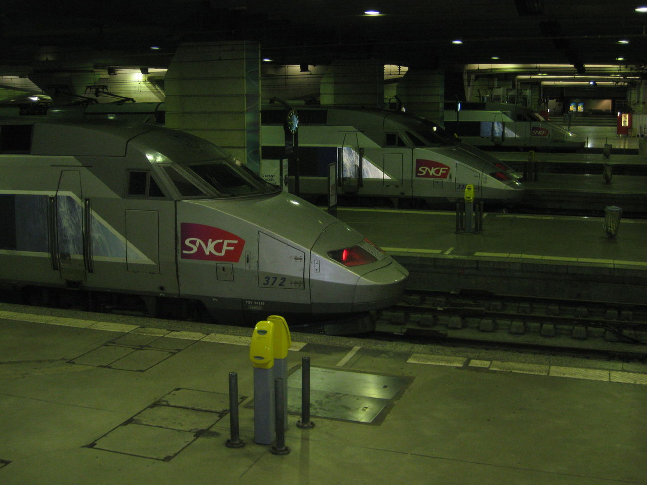 Graffiti Train - Photo by gartenzwerg - SNCF, France, Paris