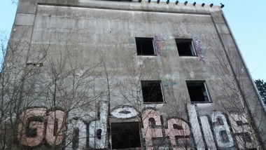 Graffiti Wall - Photo by gartenzwerg - Goodfellas