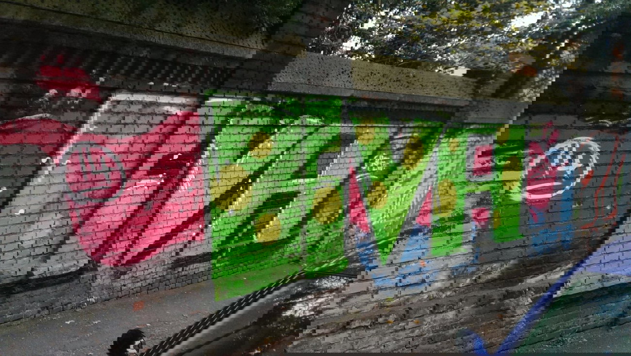Graffiti Bombing in Essen - Photo by gartenzwerg - cva