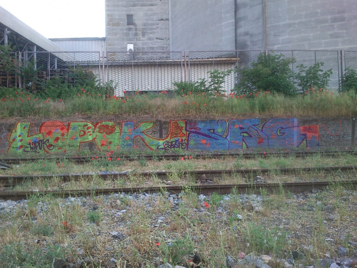 Graffiti Wall - Photo by gask1 (2014)