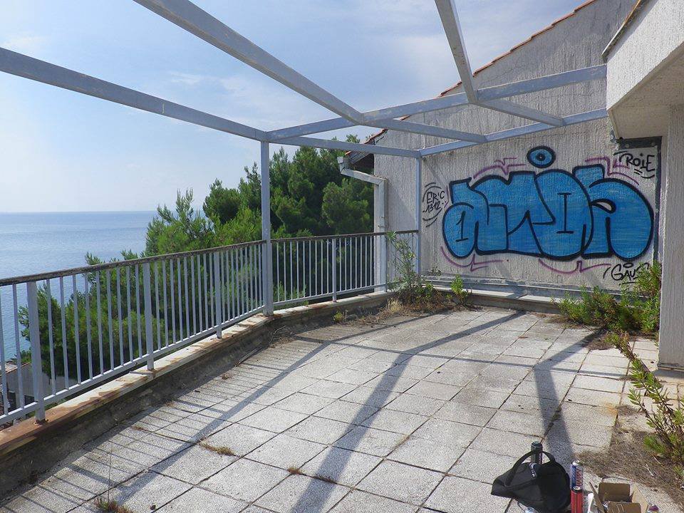Graffiti Wall - Photo by gausone - aios, bomb, roie (2013)