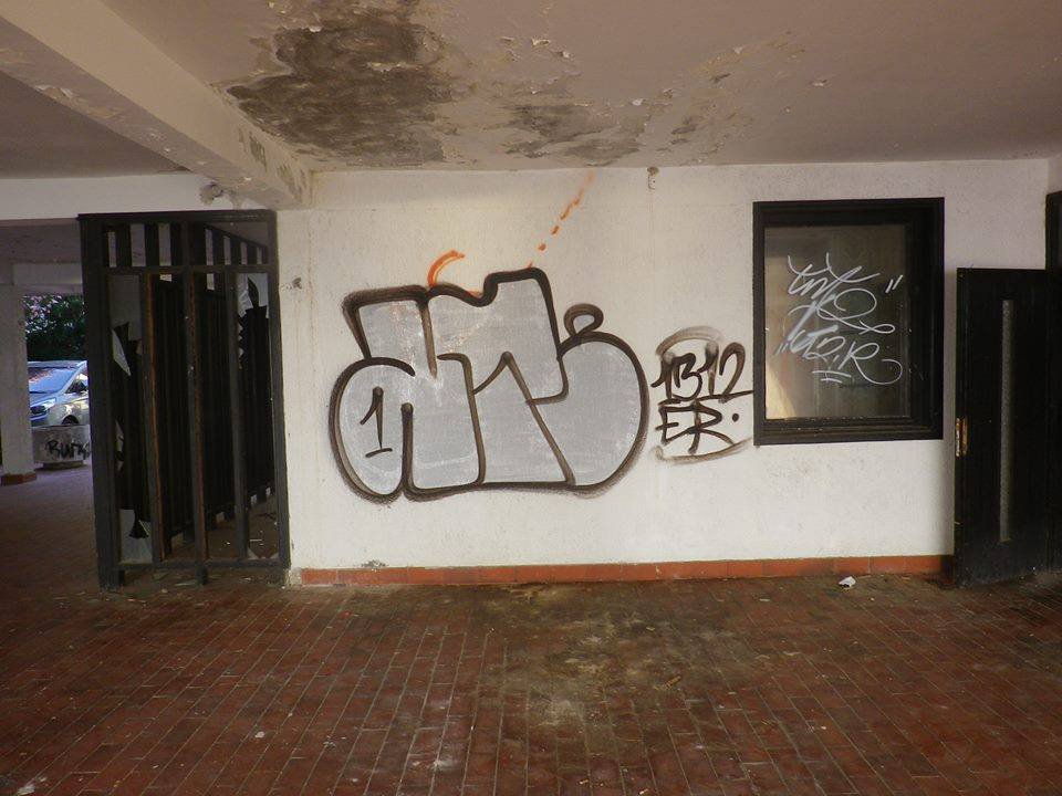 Graffiti Wall - Photo by gausone - aios, sliver, crome (2013)