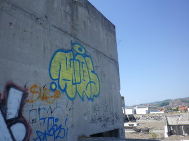 Graffiti Wall - Photo by gausone - aios (2013)