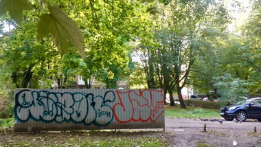 Graffiti Wall - Photo by gazon1