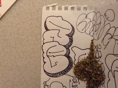 Graffiti Sketch - Photo by gazon1