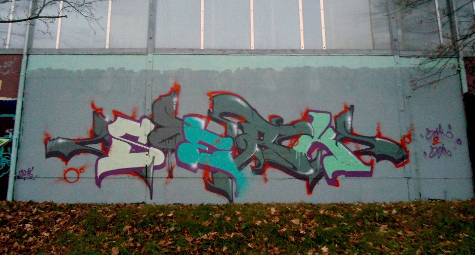 Graffiti Wall - Photo by geracity (2012)