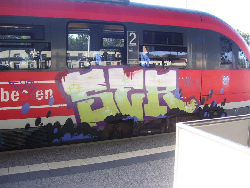 Graffiti Train in Gera - Photo by geracity - Ser (2010)
