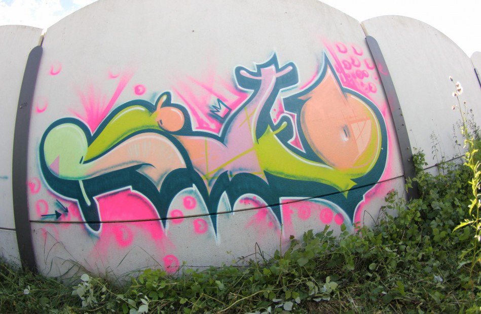 Graffiti Wall in Gera - Photo by geracity - Retro (2012)
