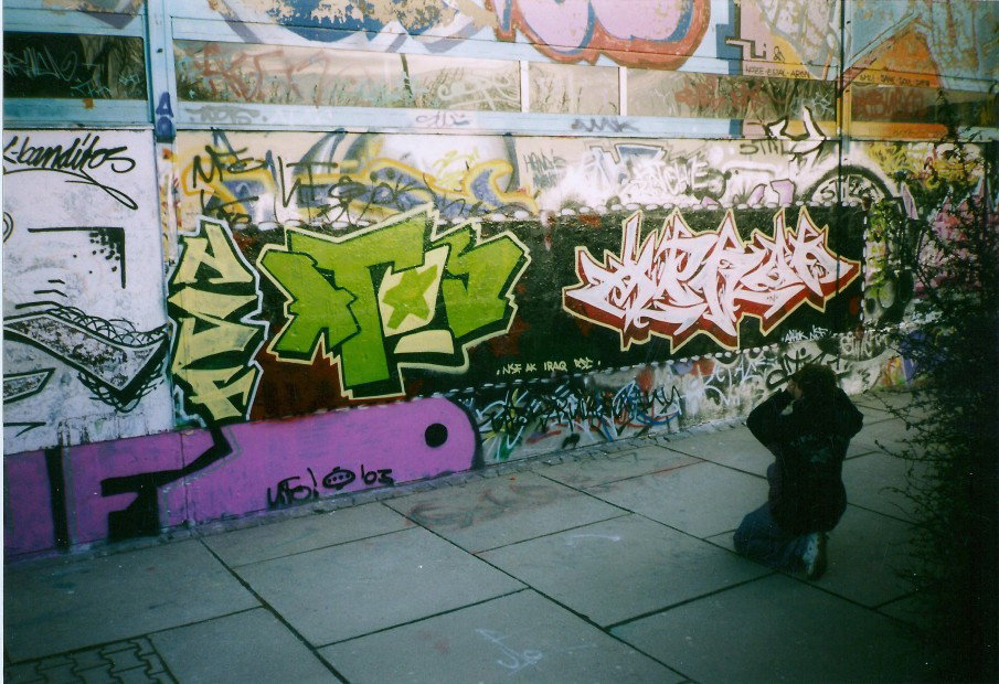 Graffiti Wall - Photo by geracity - Atos, Aphok, Nsf (2003)