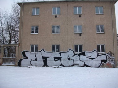 Graffiti Wall - Photo by geracity - Htrz (2010)