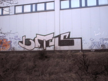 Graffiti Wall in Gera - Photo by geracity - Lotus (2003)