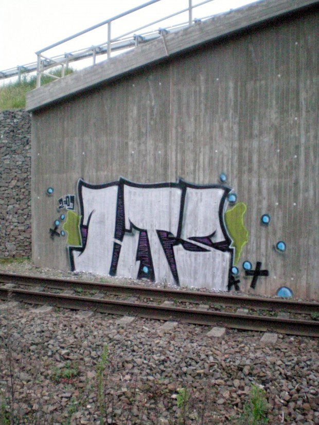 Graffiti Bombing - Photo by geracity - Htz (2009)