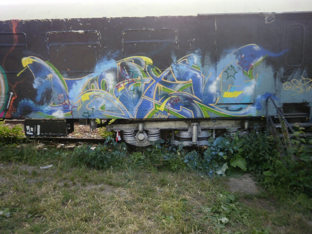 Graffiti Wall - Photo by geracity - käry (jena)