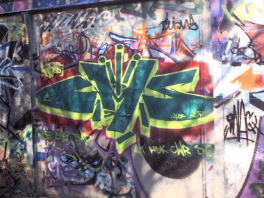 Graffiti Bombing - Photo by geracity - cms