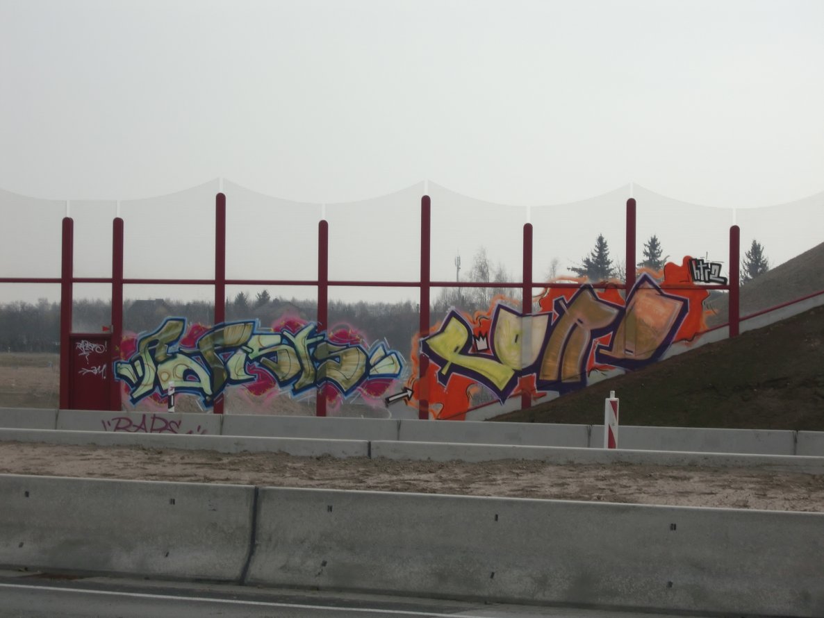 Graffiti Wall in Gera - Photo by geracity - rapists, prod
