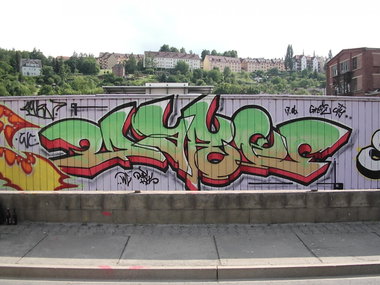 Graffiti Wall in Greiz - Photo by geracity - Dark (2006)
