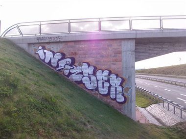 Graffiti Bombing in Gera - Photo by geracity - indiz, ser (2011)
