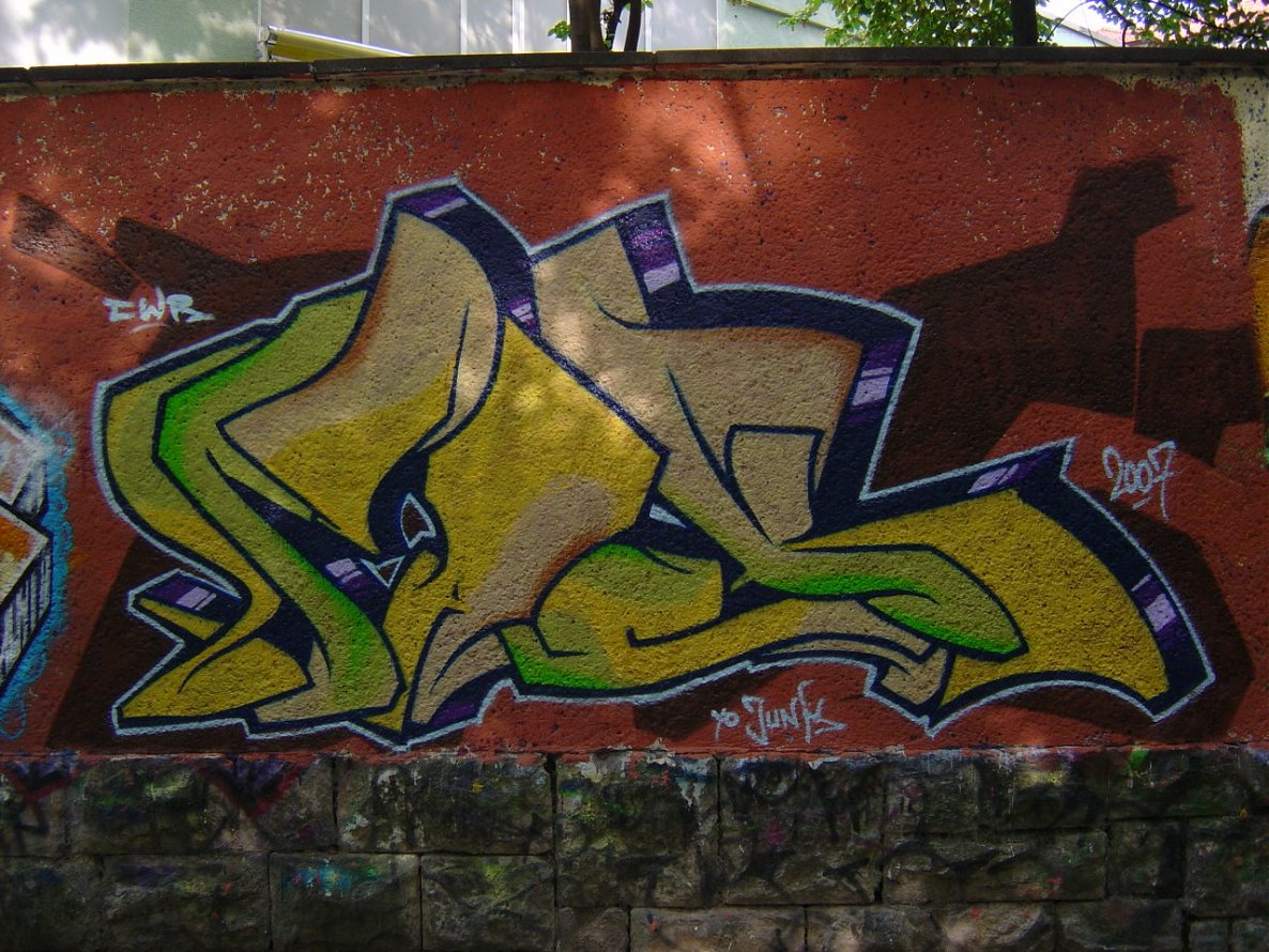 Graffiti Wall in Jena - Photo by geracity - fack (2007)