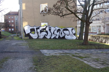 Graffiti Bombing in Gera - Photo by geracity - Team (2011)