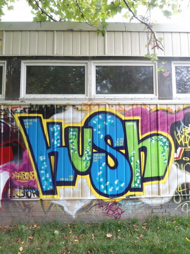 Graffiti Bombing in Gera - Photo by geracity - Kush (2013)