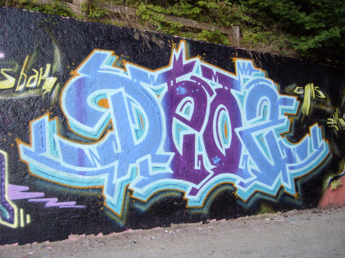 Graffiti Wall in Zwickau - Photo by geracity - Deos