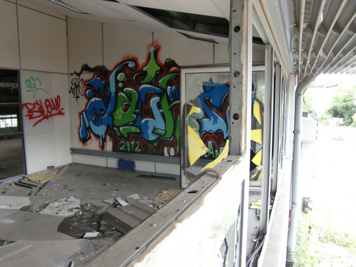 Graffiti Wall in Gera - Photo by geracity - Dachs (2012)