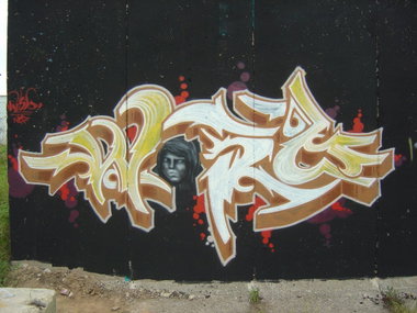Graffiti Wall in Gera - Photo by geracity - Wish (2005)