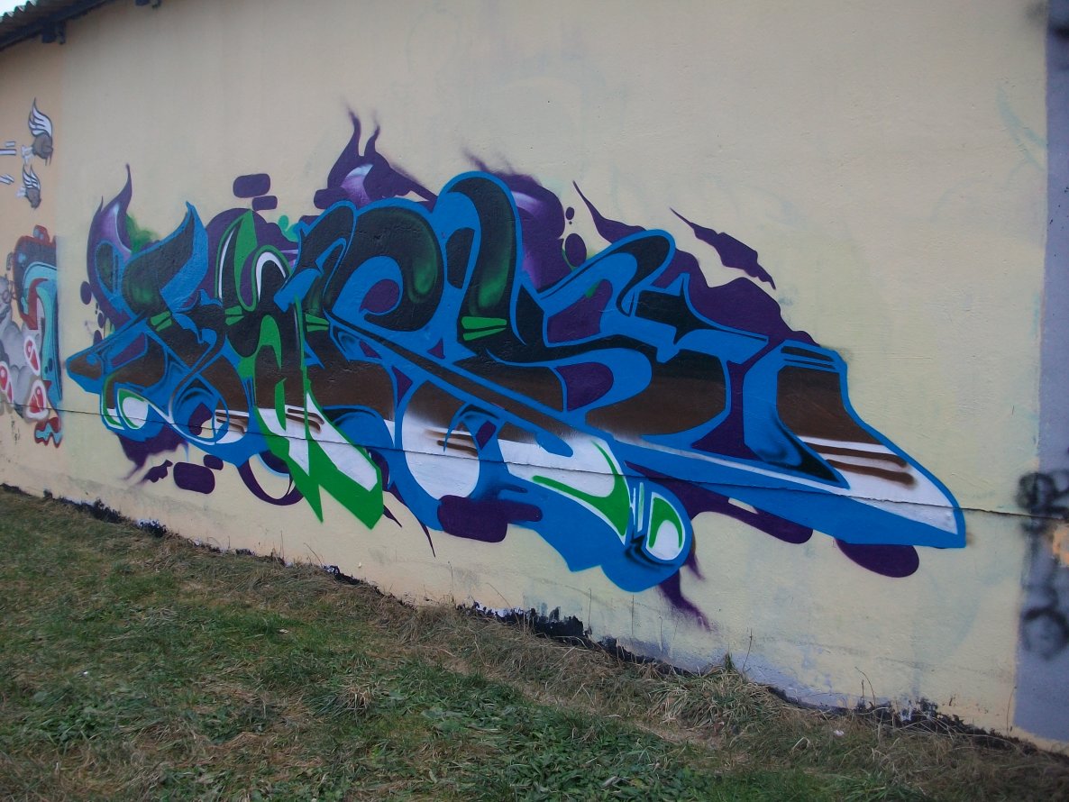 Graffiti Wall in Gera - Photo by geracity - Dark (2011)